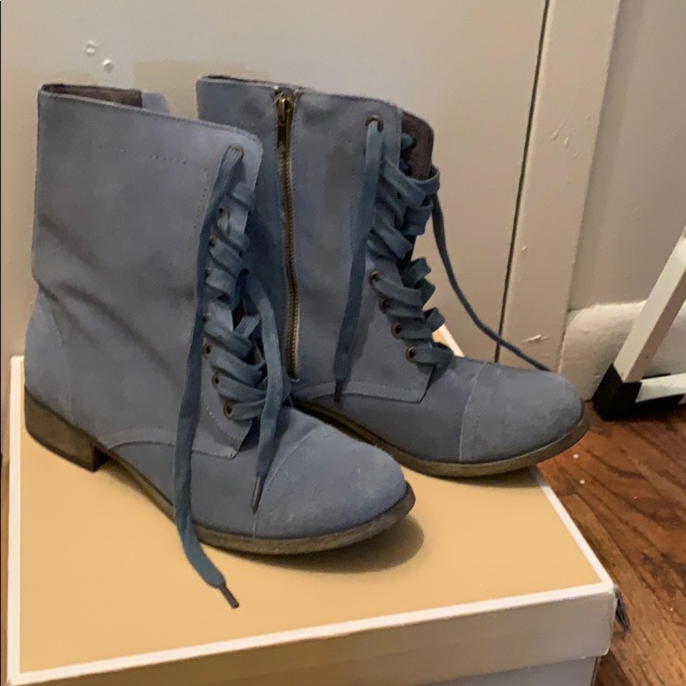 Ankle boots